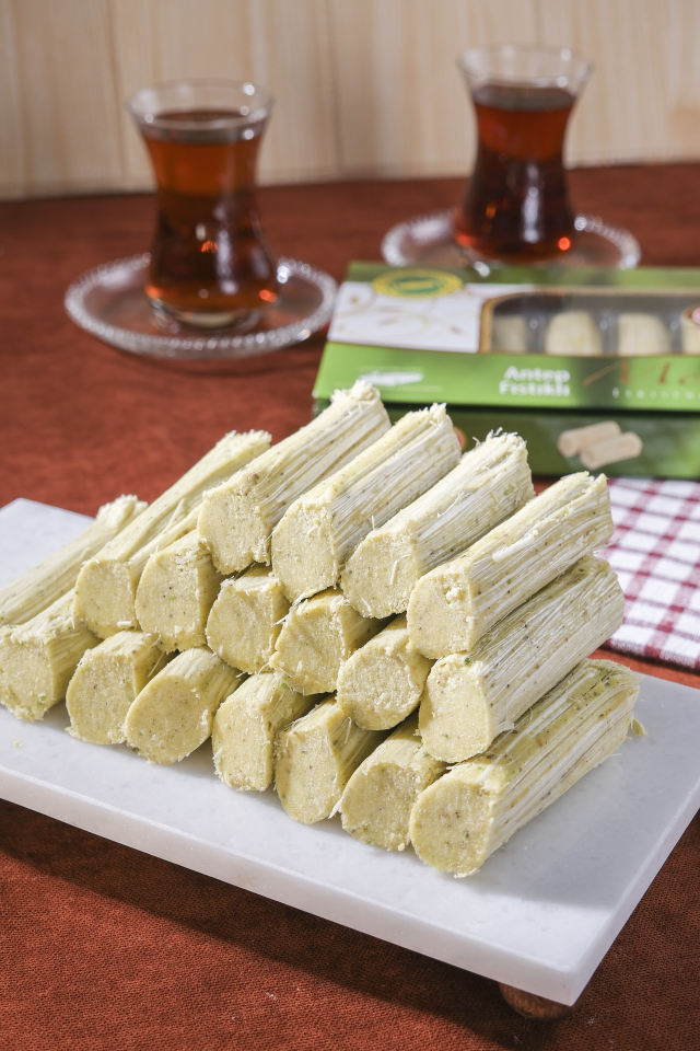 260 gr Antep Fıstıklı Met Helvası