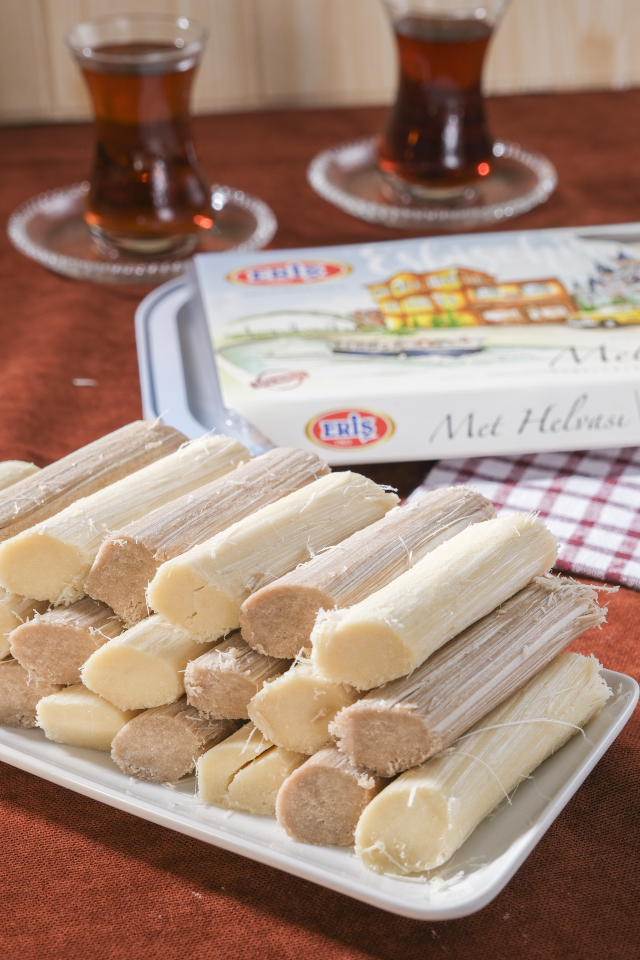 260 gr Karışık Met Helvası (Tepsi Hediyeli)